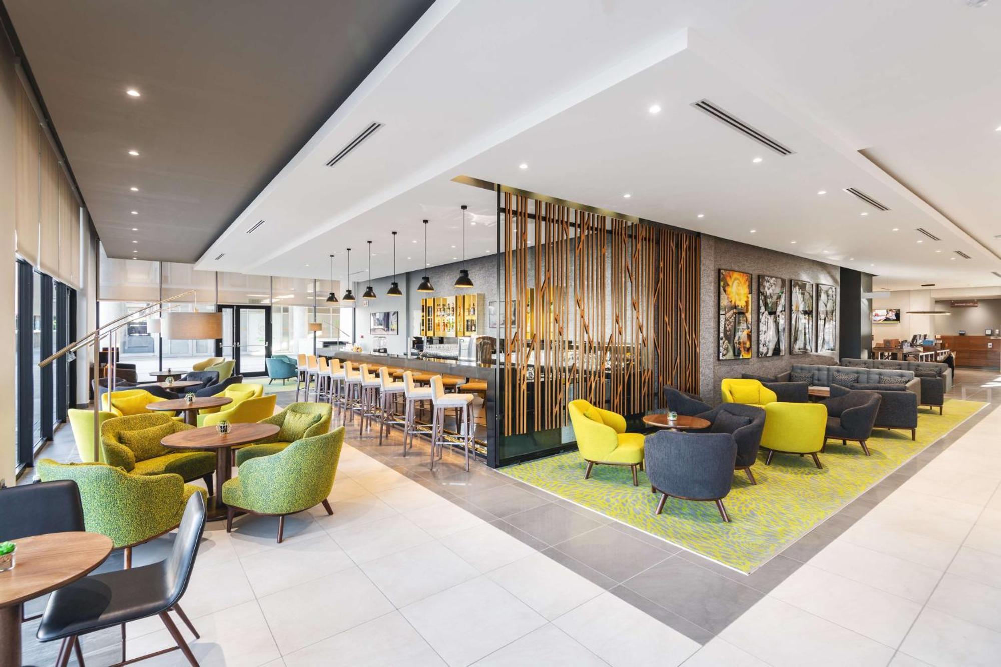 Hilton Garden Inn Windhoek Exterior photo
